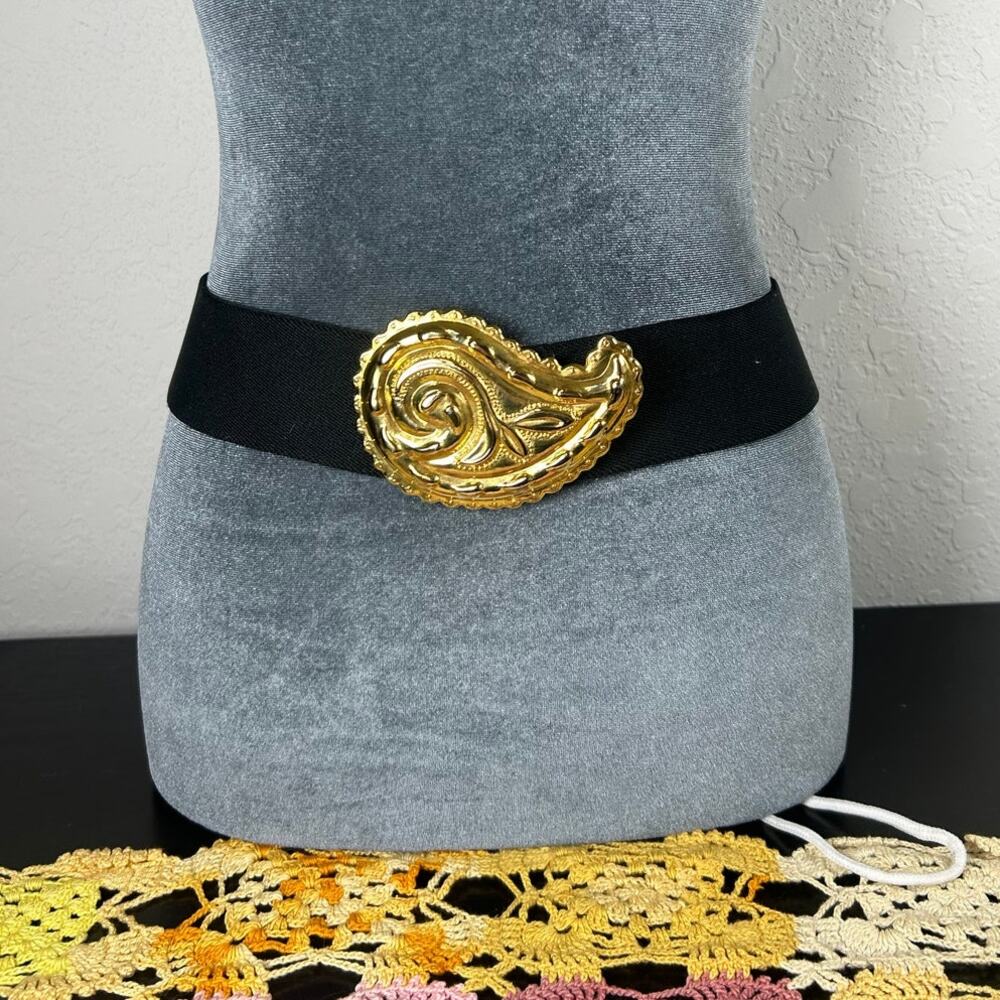 Vintage Golden Tone- Stretch Waist Belt- Paisley Shaped- Black- Nan Lewis Large